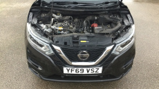 Nissan Qashqai 1.3 DiG-T Acenta Premium 5dr Petrol Hatchback